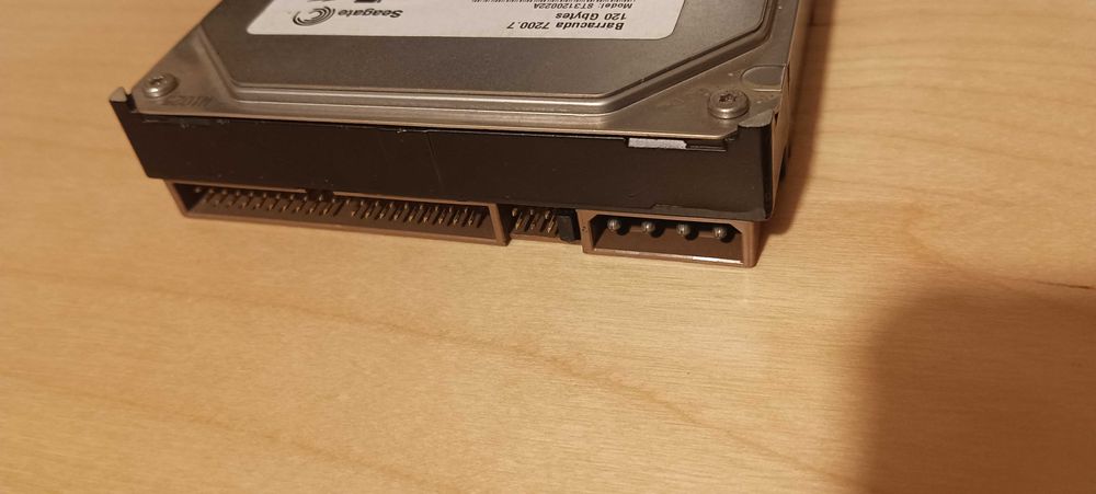 Seagate Hard Drive 120 GB64564250515969121