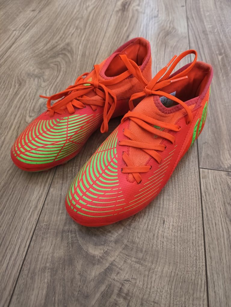 Buty piłkarskie adidas