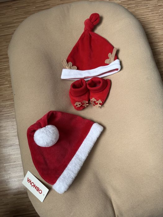 Шапки новорічні Санти для немовлят