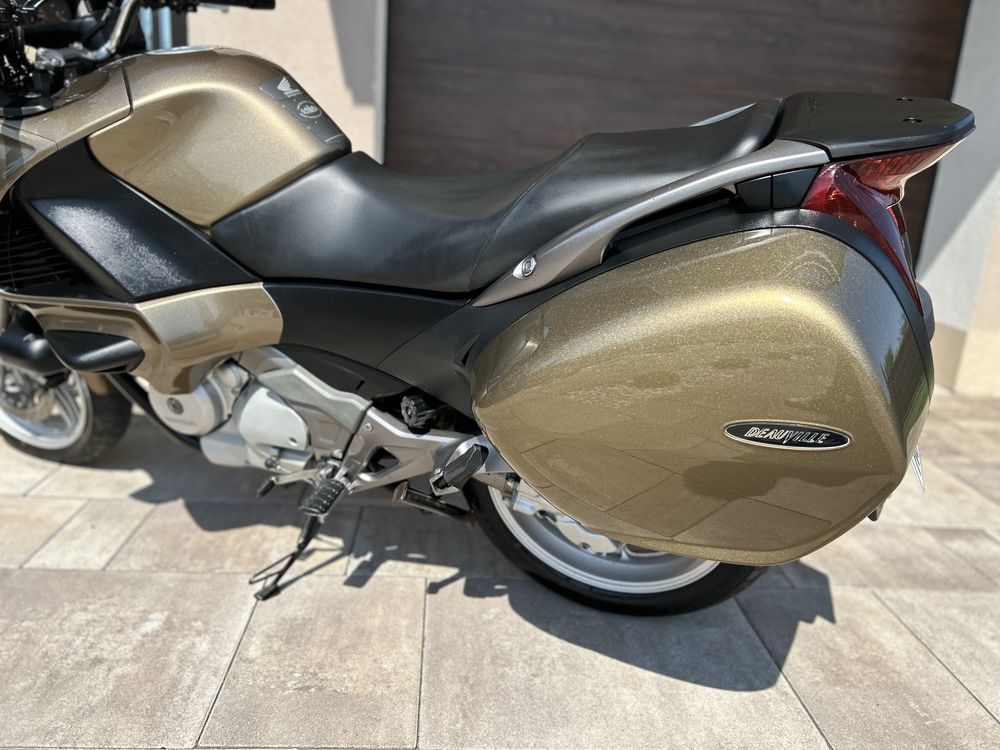 Honda Deauville 700 super stan! Niski przebieg! ABS! NT700!