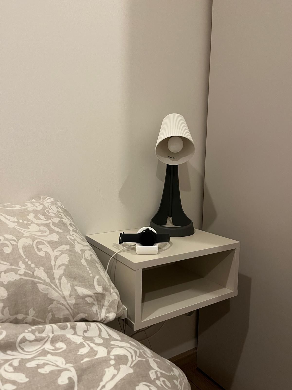 Szafki nocne na wymiar – minimalistyczne i nowoczesne