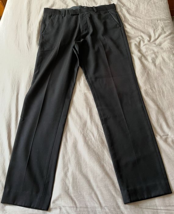 Vendo Calças De Fato H&M.