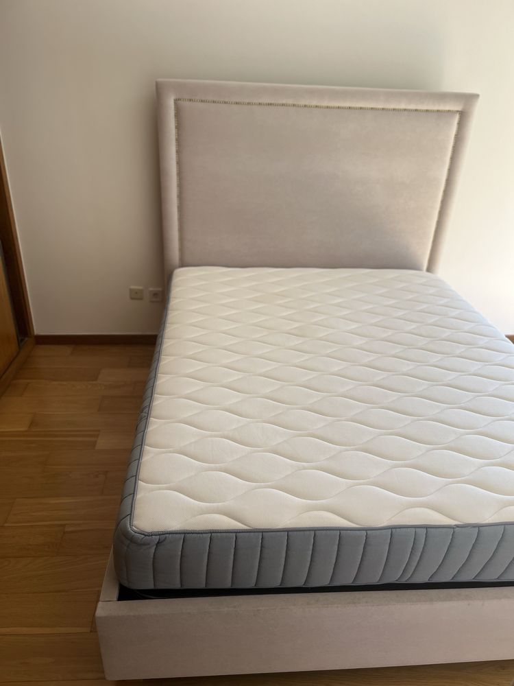 Cama de Casal - 160x200
