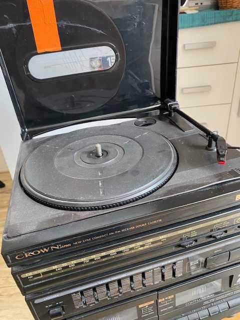 Wieża stereo Crown
