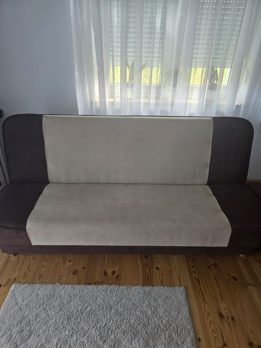 Sofa rozkładana z funkcją spania + pufa