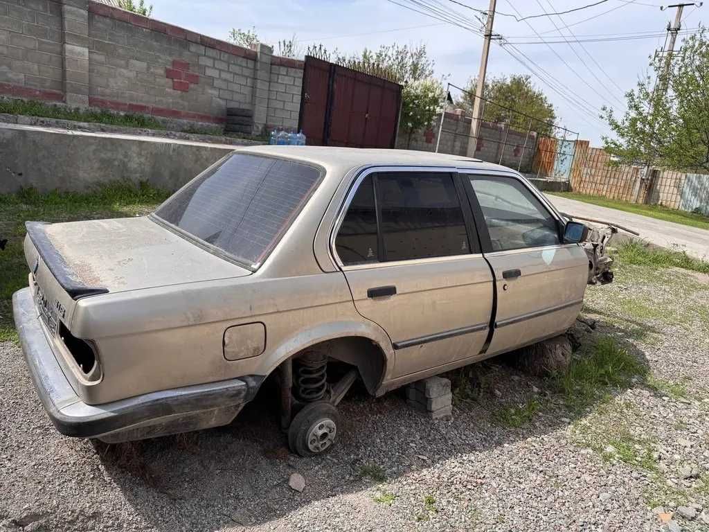 Кузов BMW-318 E30, бежевий, документи б/н