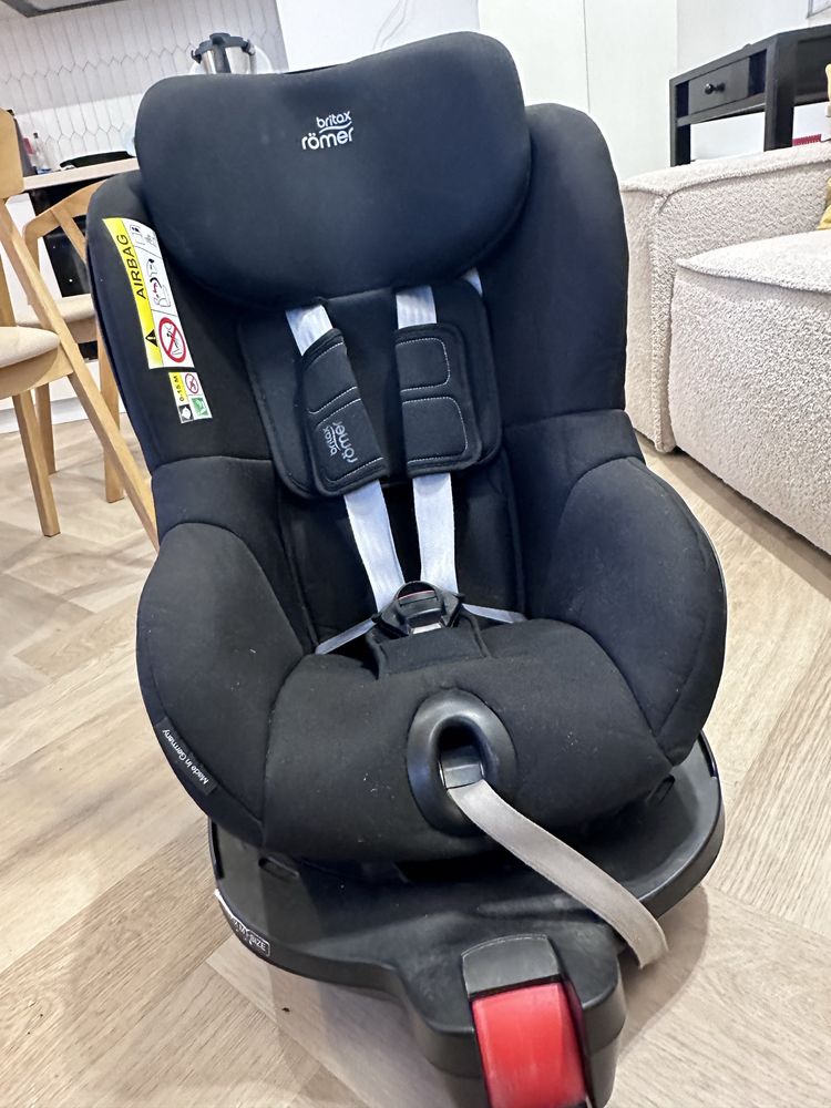 Fotelik samochodowy Britax Romer DualFix M i-size, czarny