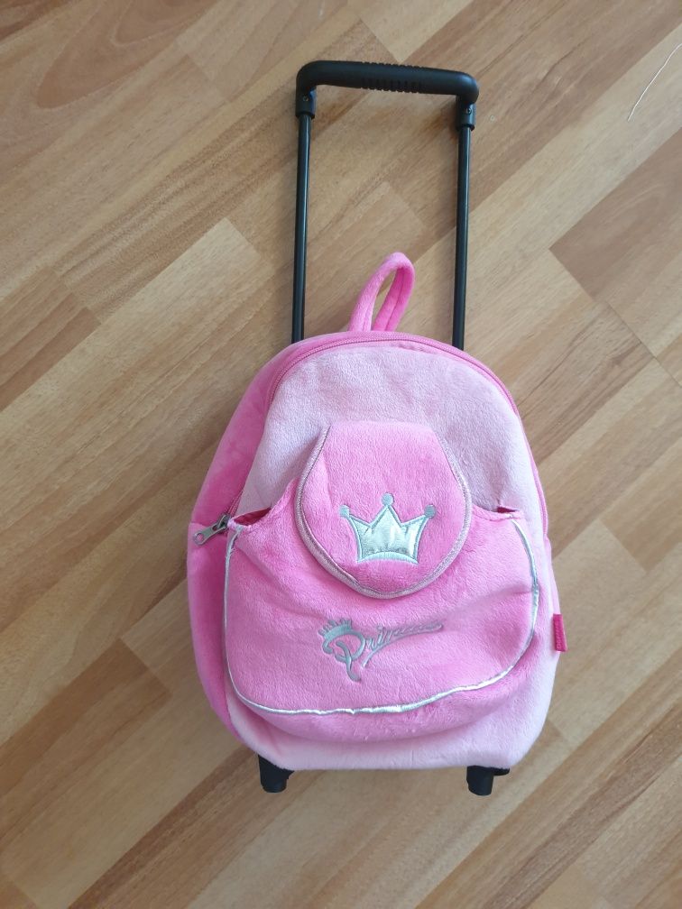 Рюкзак на колесиках для дівчинки