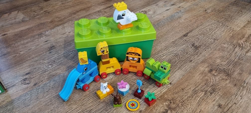 Zestaw lego duplo pociąg zwierząt 10863 plus dodatki z zestawu 10838