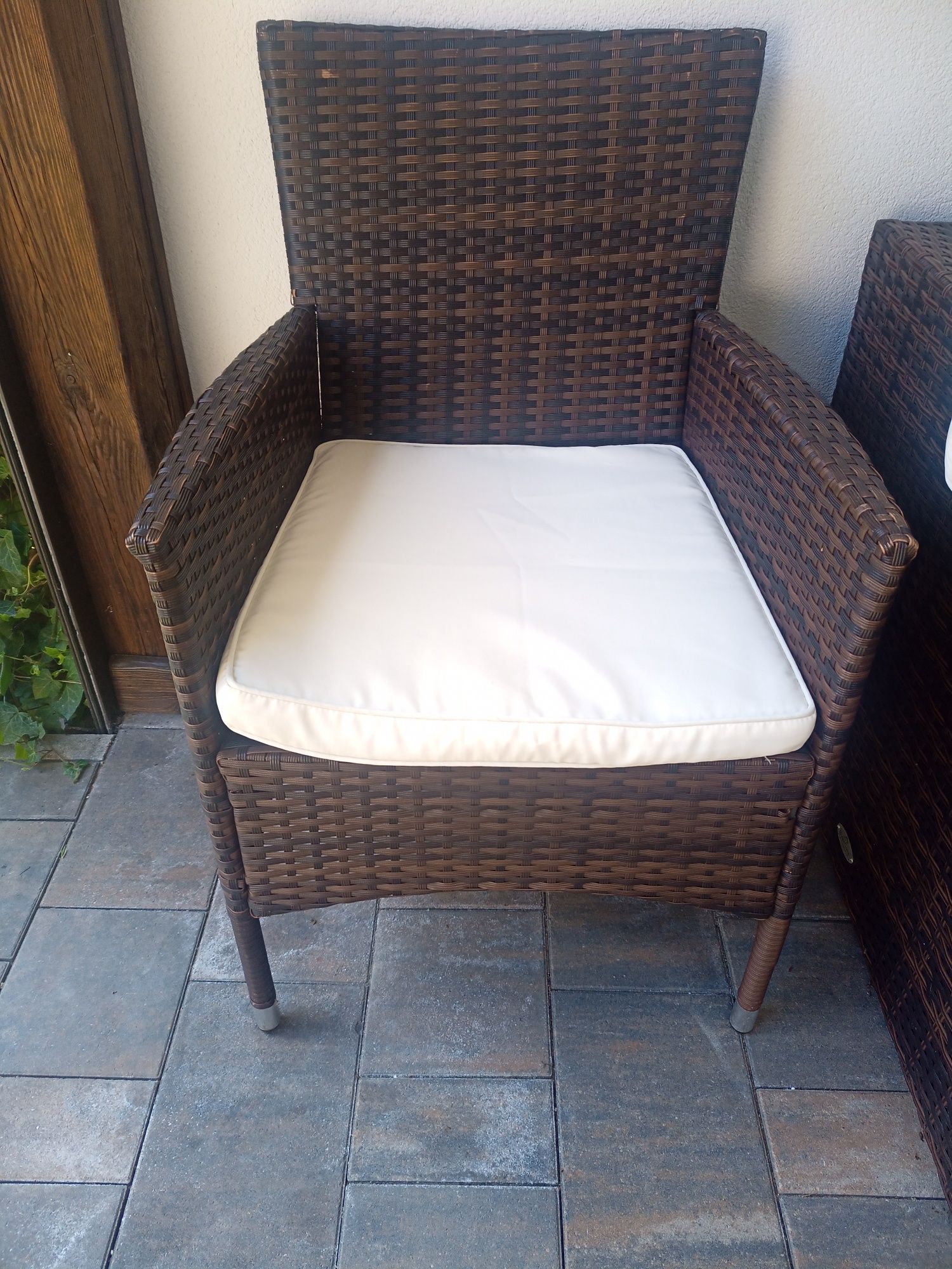 Poduszki na krzesła -fotele ogrodowe 8 szt.