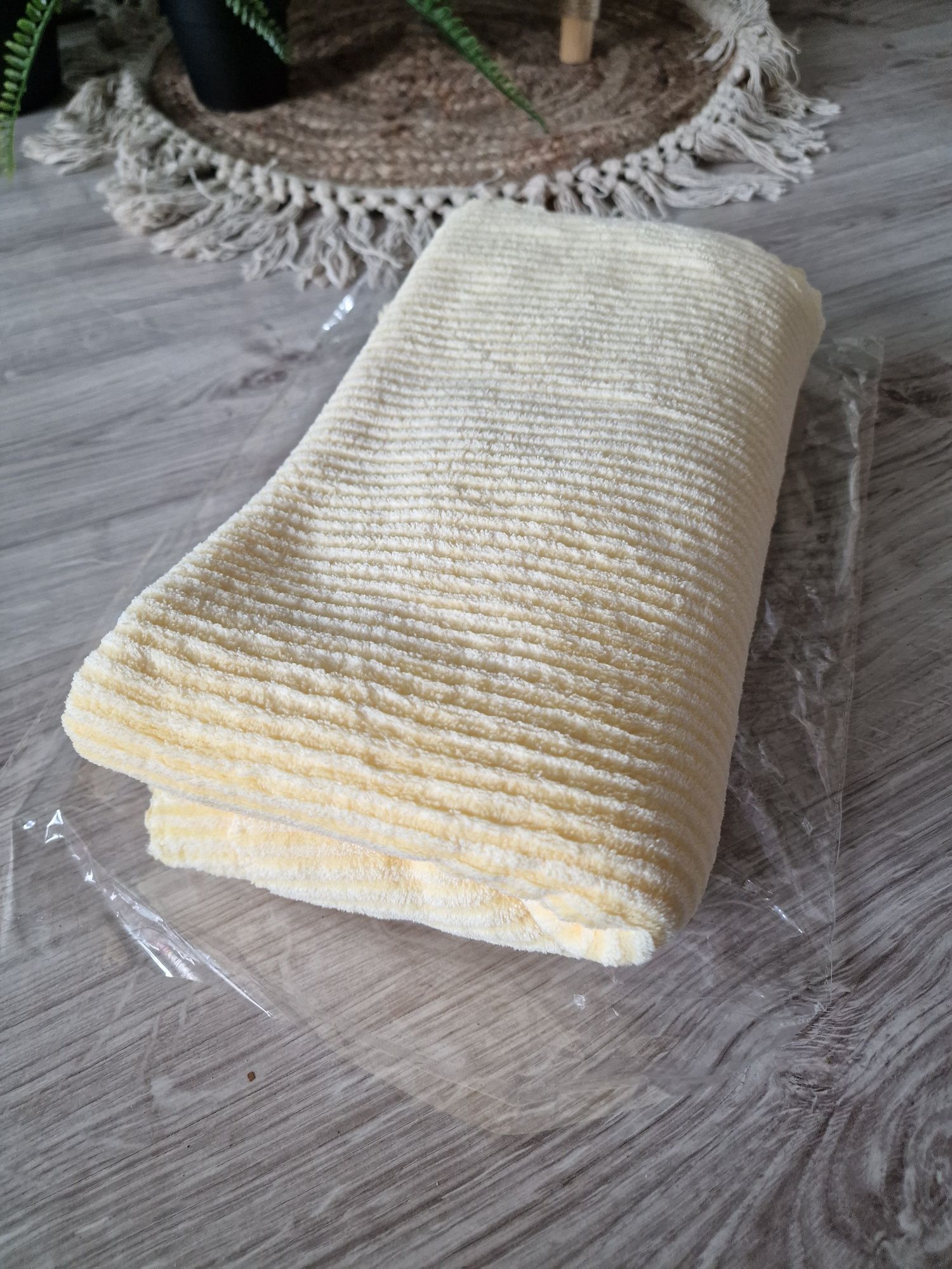 Ręcznik żółty na plażę mikrofibra 140cm×70cm