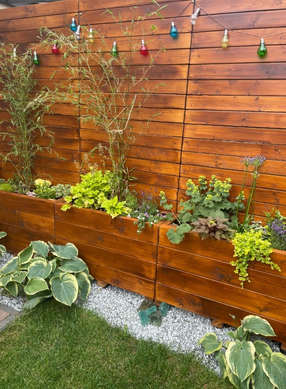 Donica tarasowa, pergola, żaluzja drewniana, zabudowa balkonu
