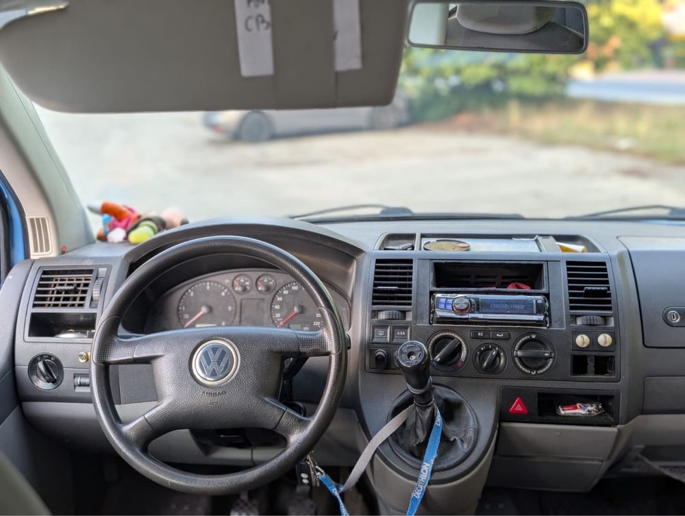 VW Transporter T5 1.9 TDI
