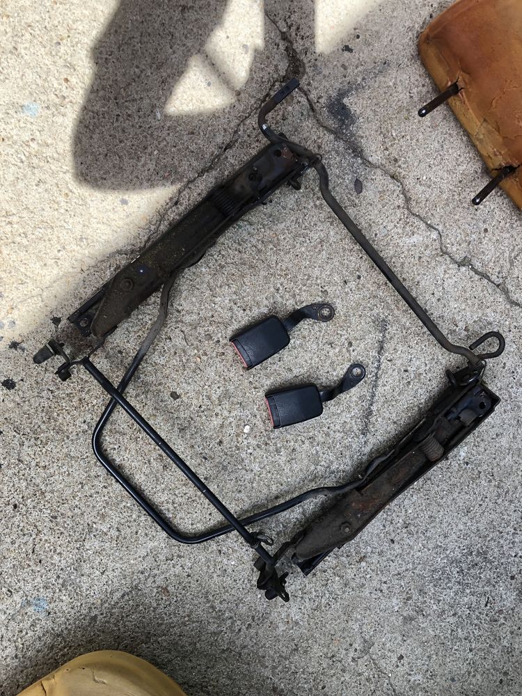 Bancos Peugeot 205