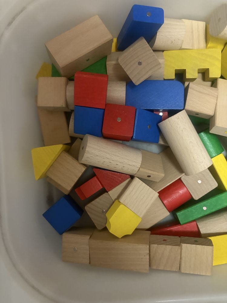 Klocki drewniane magnetyczne Kooglo 100 el.