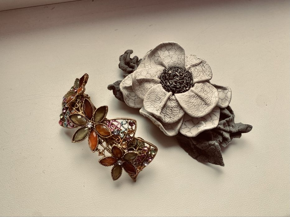 Заколки для волос