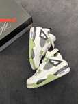 Buty Jordan4 Air Retro Seafoam nowy z metką R.42