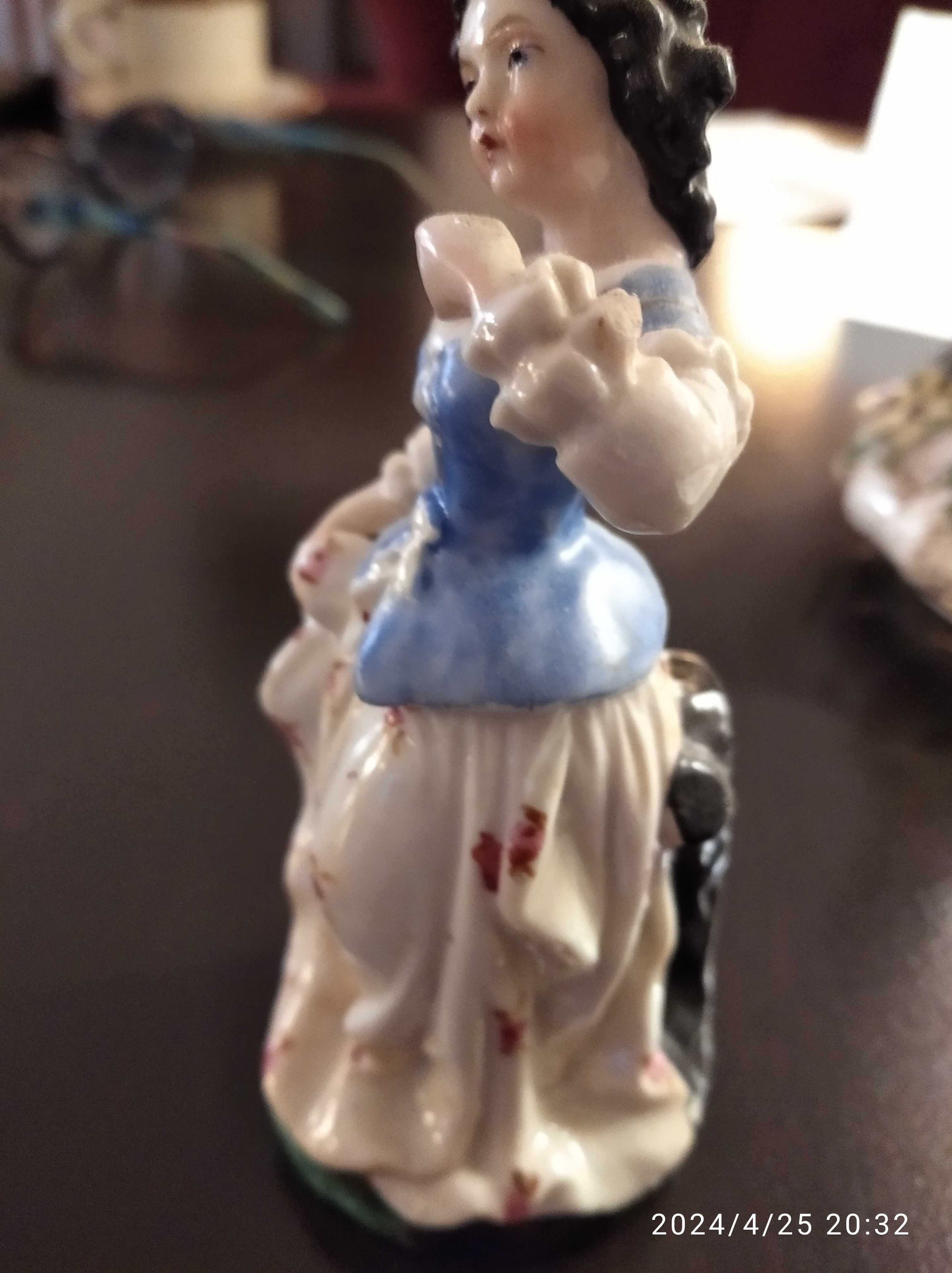 stara porcelanowa figurka