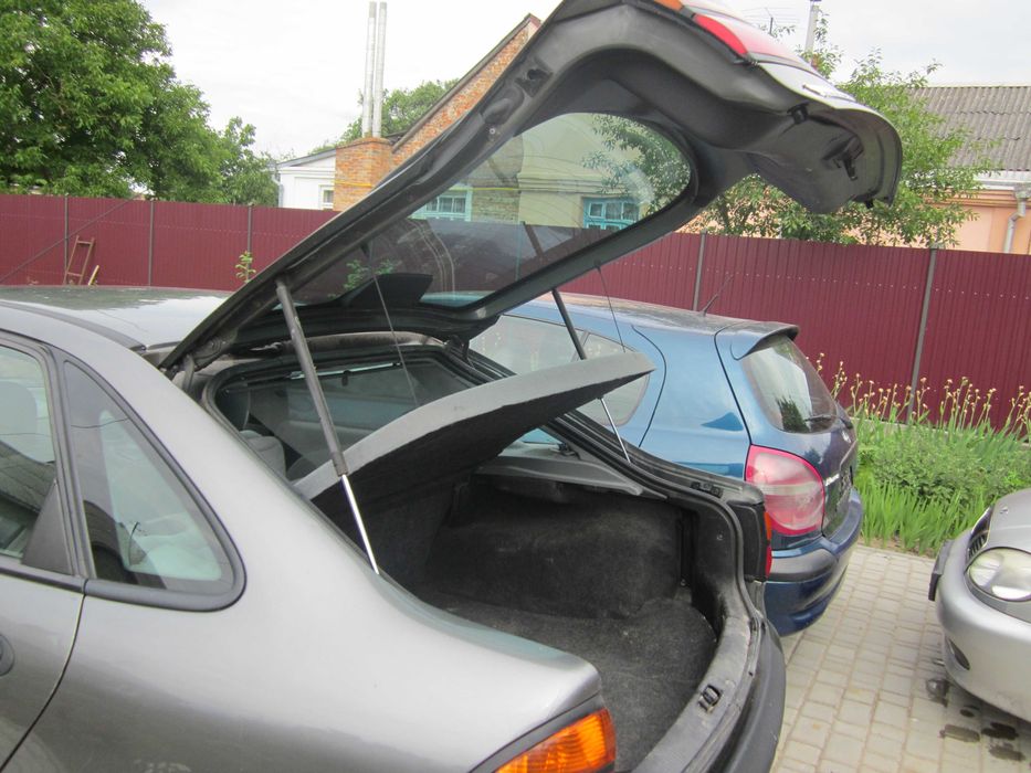 Renault Laguna 2.0 Лонжерон передний левый правый Четверть передняя