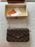 Bolsa de Couro   Louis Vuitton – Floral Marrom  nunca usada