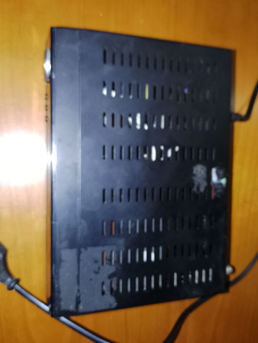 Продам тюнер Alphabox