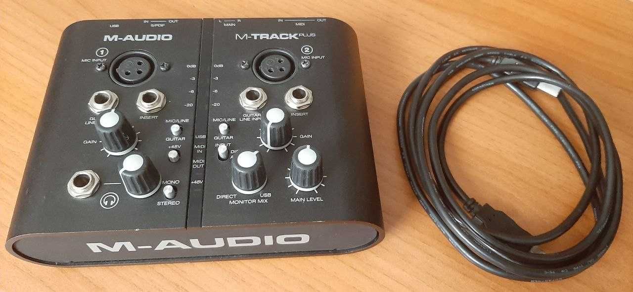 Аудіо-інтерфейс M-Audio M-Track Plus