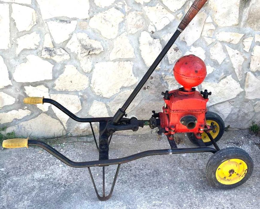 Bombas de transfega antigas, agricultura, vinicultura