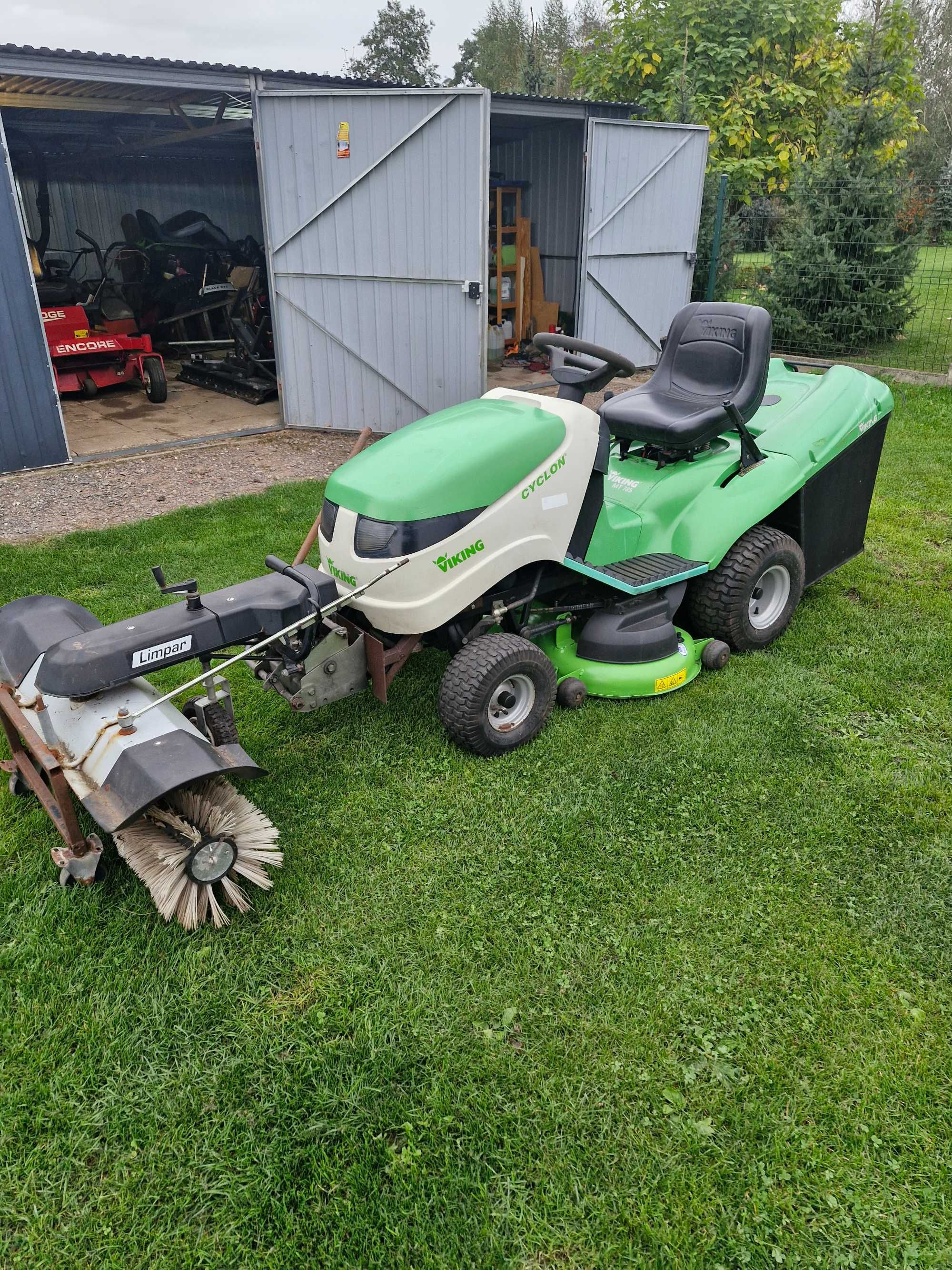 Kosiarka traktorek Viking + zamiatarka 17,5 hydro zestaw pakiet