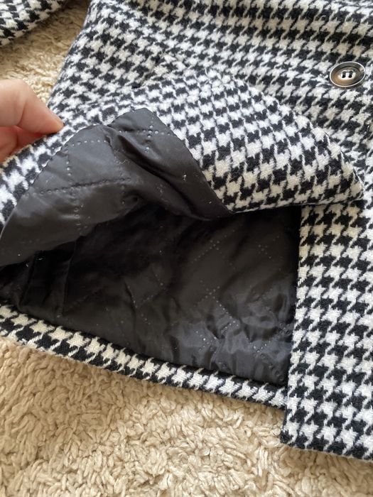 Пальто стан ідеальний 4-5 рочків