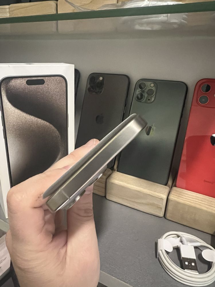 iPhone 15 Pro Max 256gb Natural Titanium Neverlock новий стан