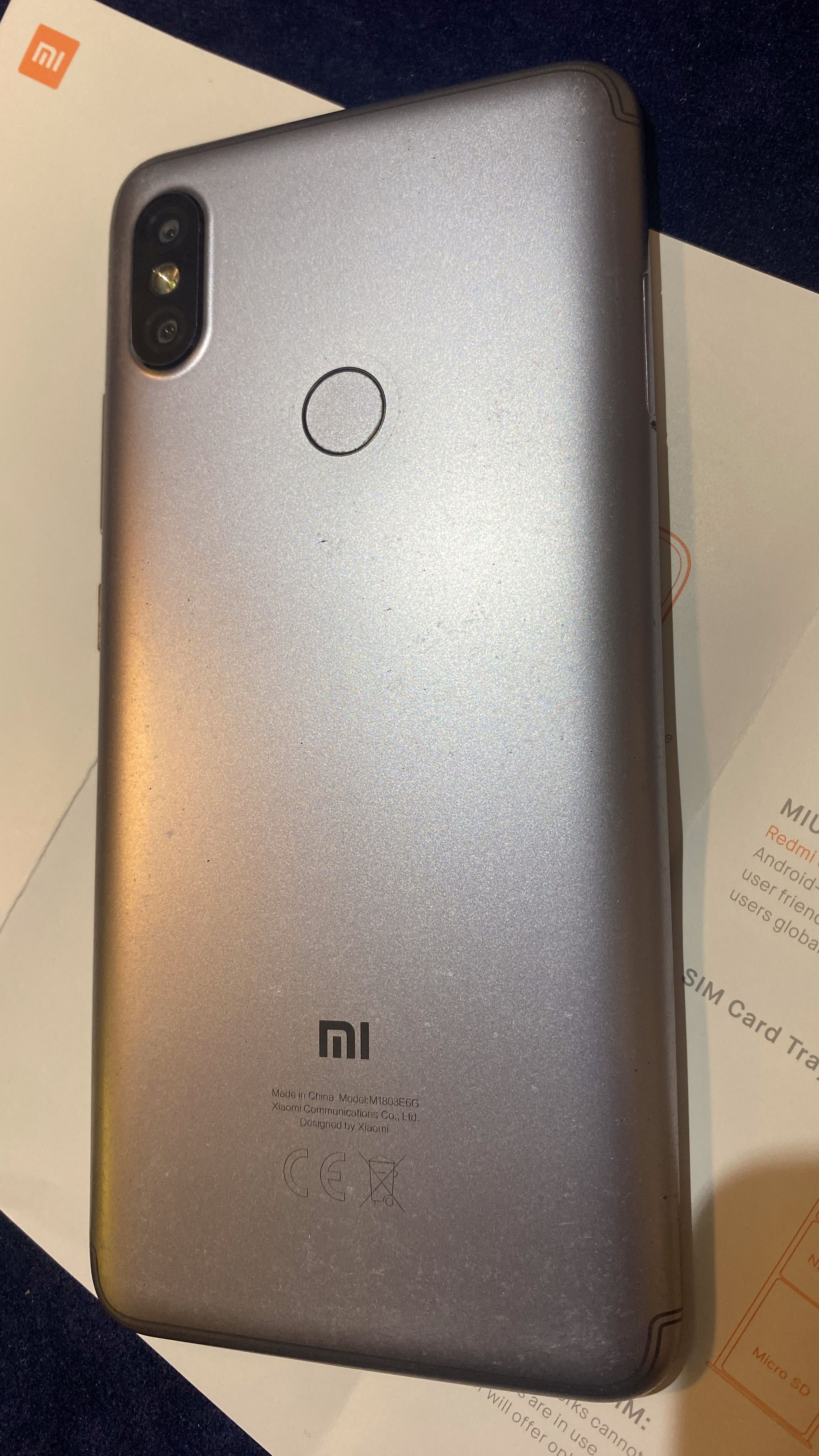 Смартфон Xiaomi Redmi S2 3/32GB Grey в дуже гарному стані