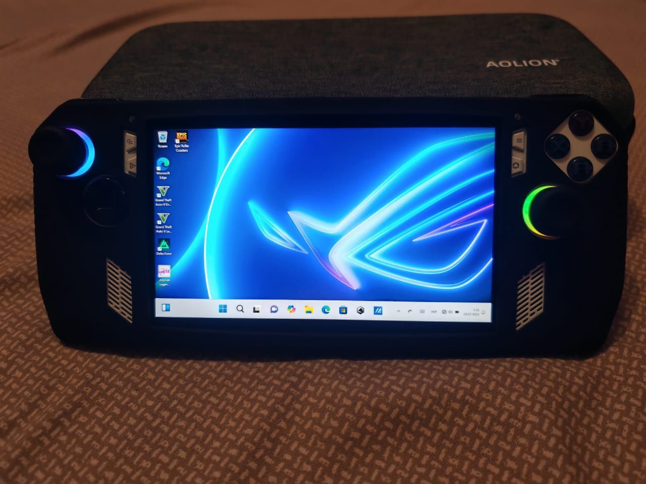 Ігрова консоль ASUS ROG Ally RC71L