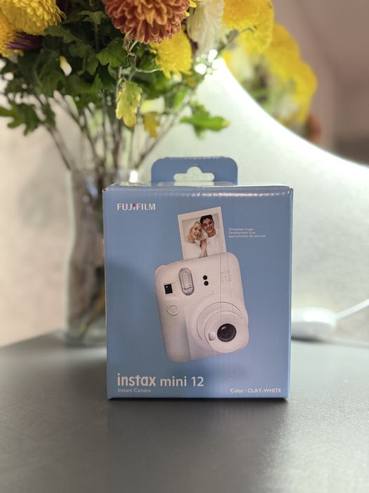 продам instax 12 mini