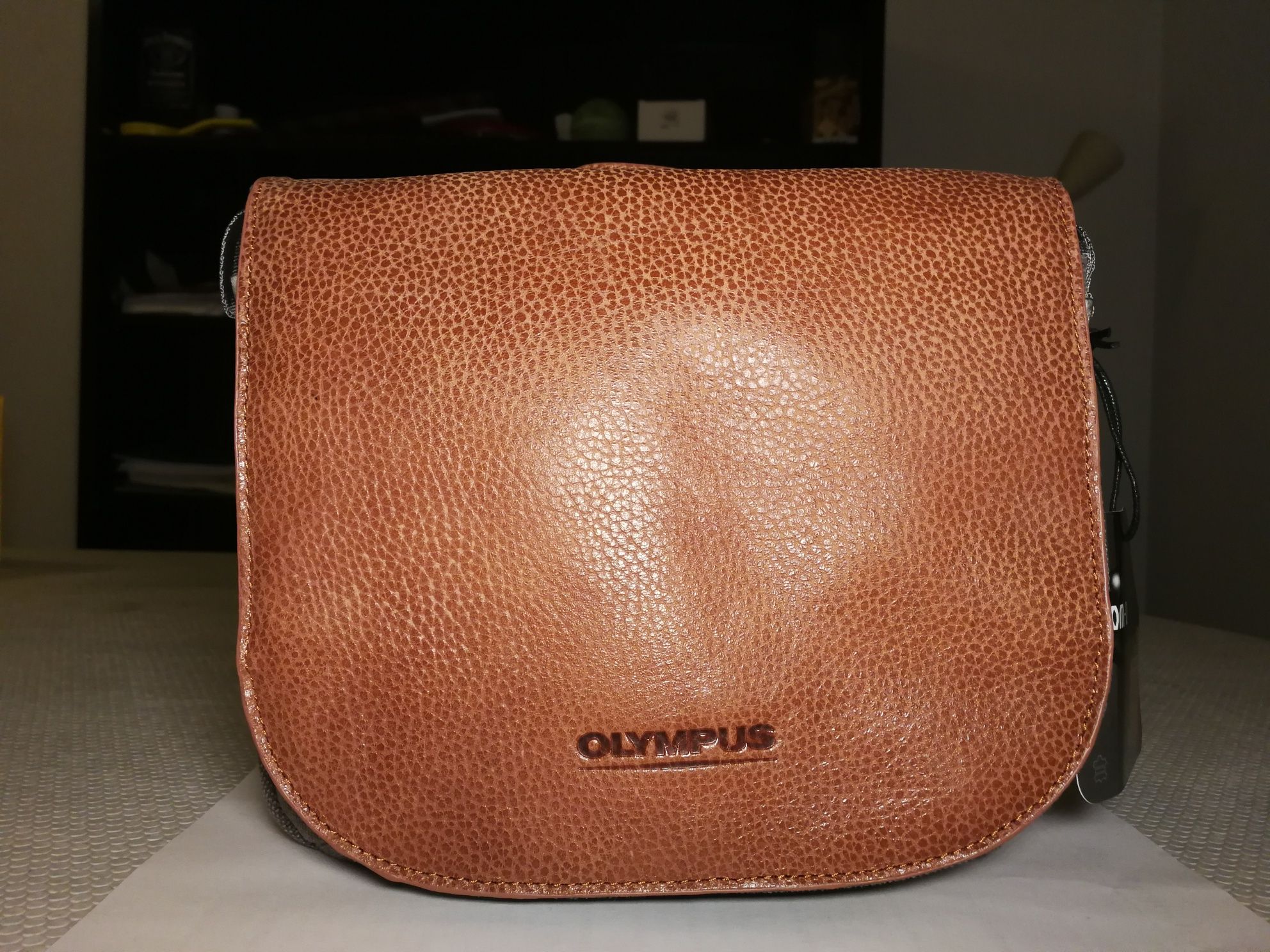 Mala Olympus OM-D Messenger Bag Mini *NOVO*