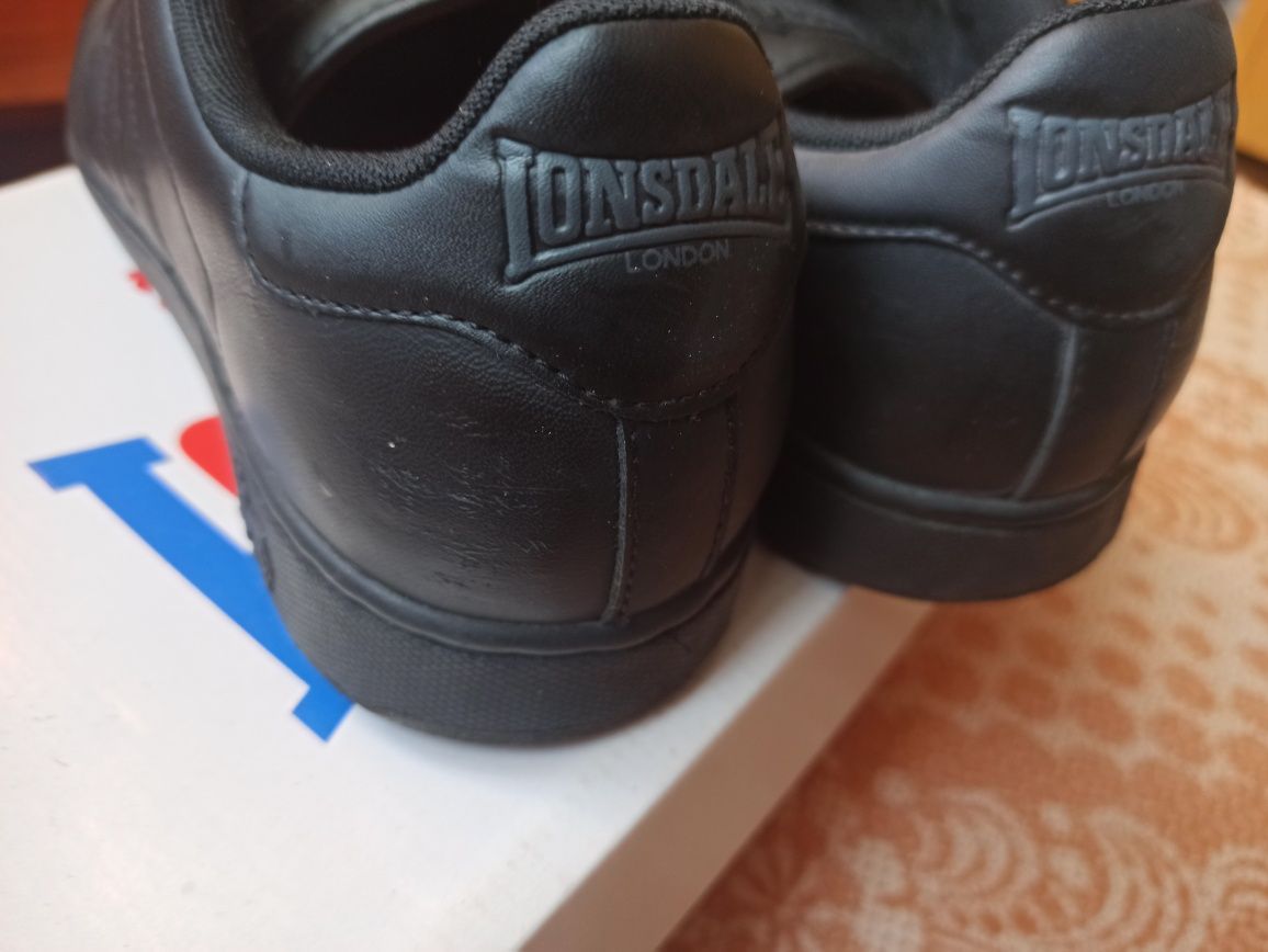 Кожаные кеды Lonsdale черные на липучке кожа 44-45 туфли кроссовки