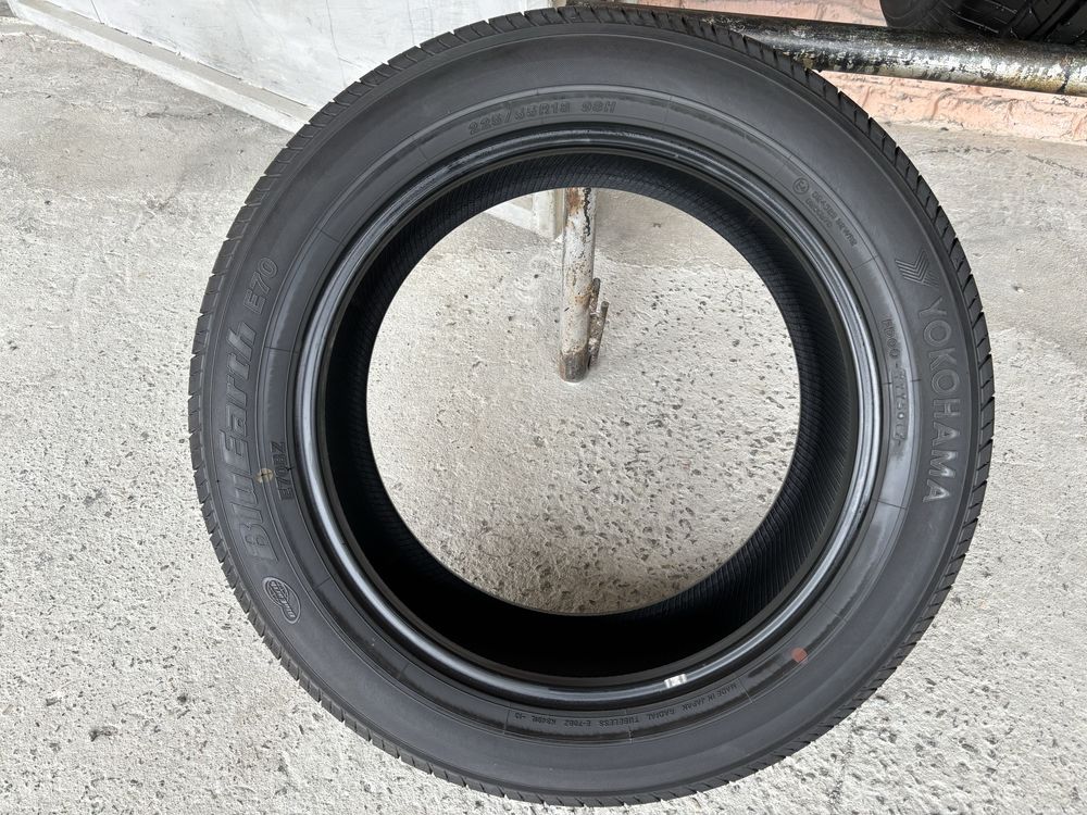 Комплект Літніх Нових Шин 225/55R18 Yokohama