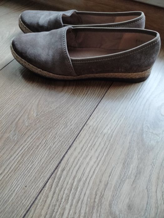 Buty ryłko zamsz 37