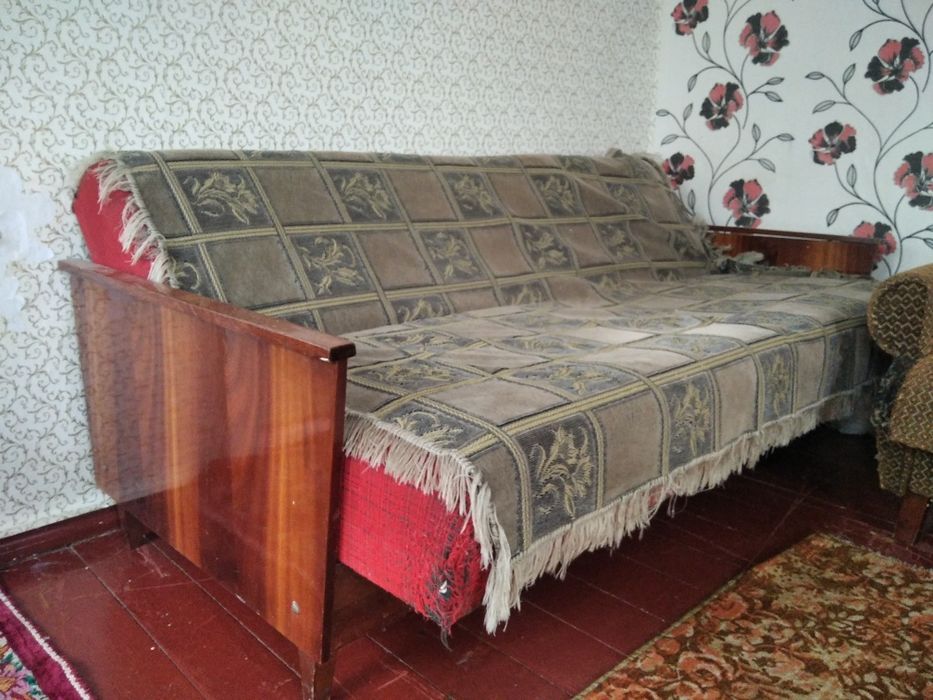 Продам дивани.  Стан гарний.Самовивоз