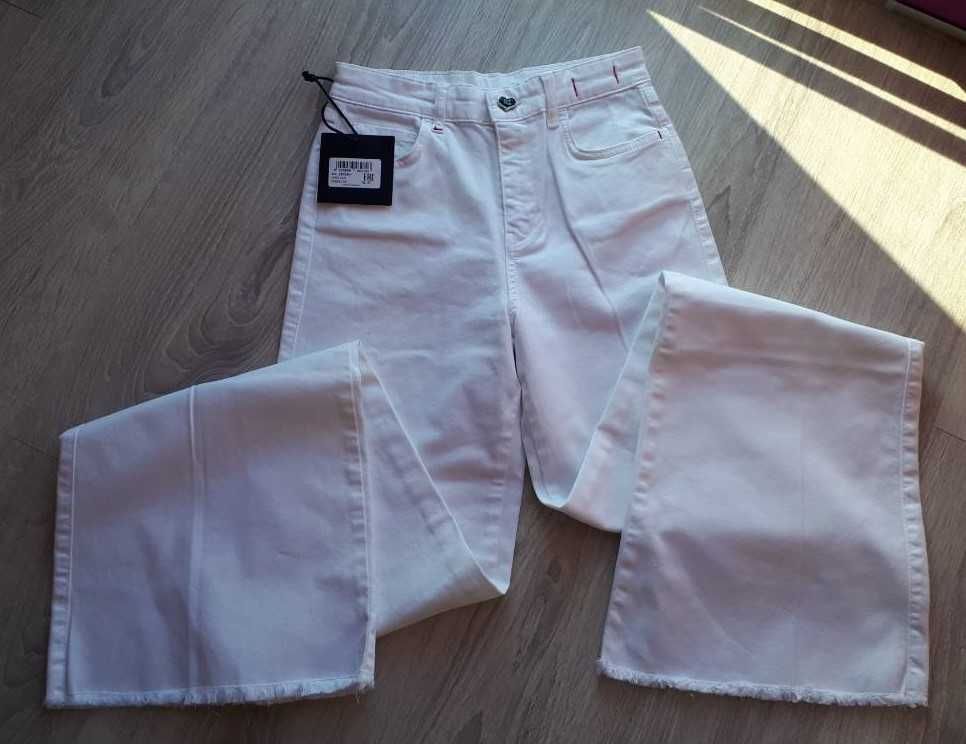 Новые джинсы Twin-Set оригинал белые широкие брюки Wide leg чуть клёш