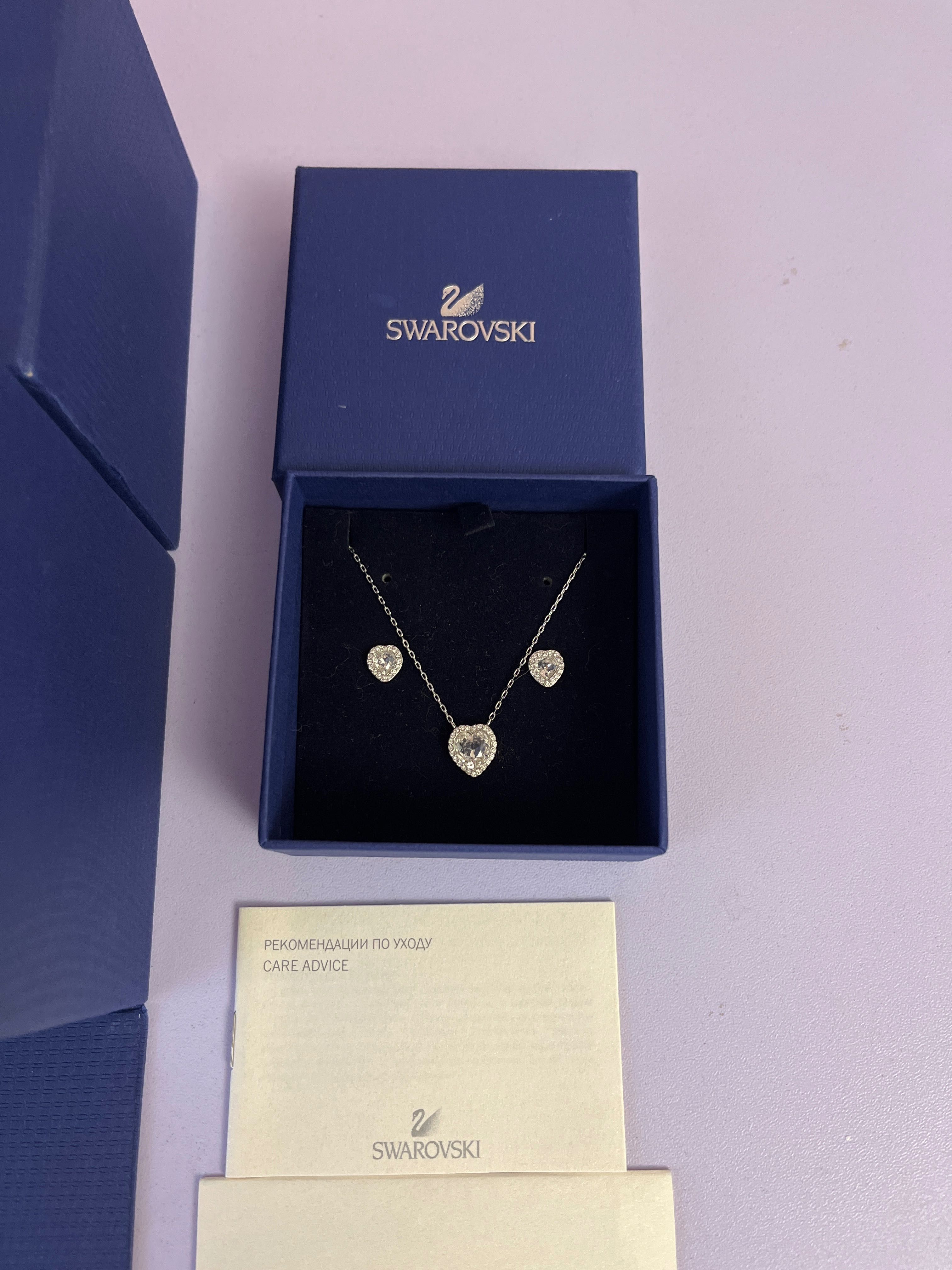 Swarovski украшение часы