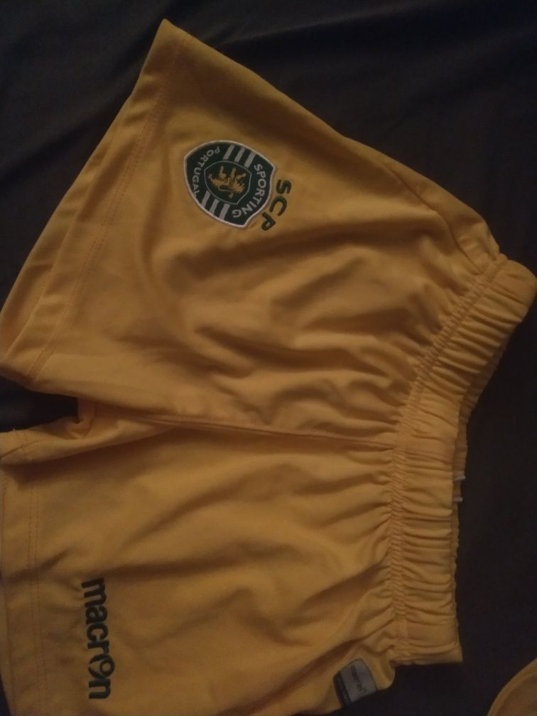 Equipamento Sporting de criança