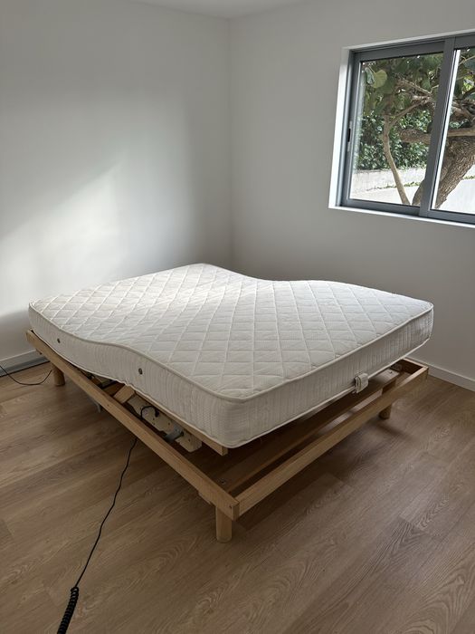 Cama de casal articulada + colchão