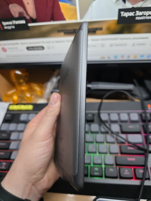 Електрона книжка Аmazon Kindle 4 Gen non Touch D01200 електроная книга