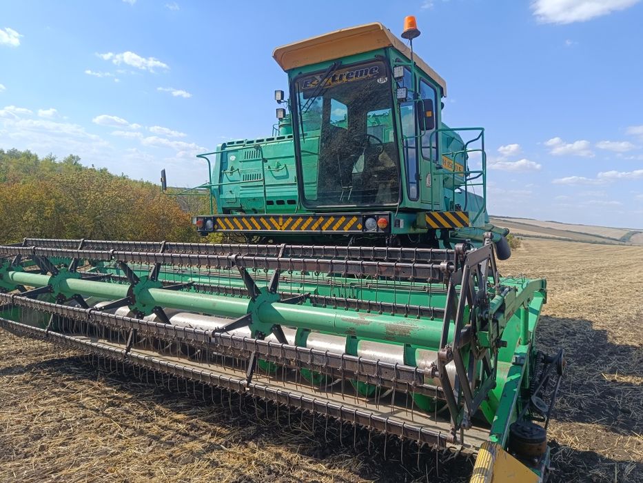 Продам комбайн Дон 1500Б