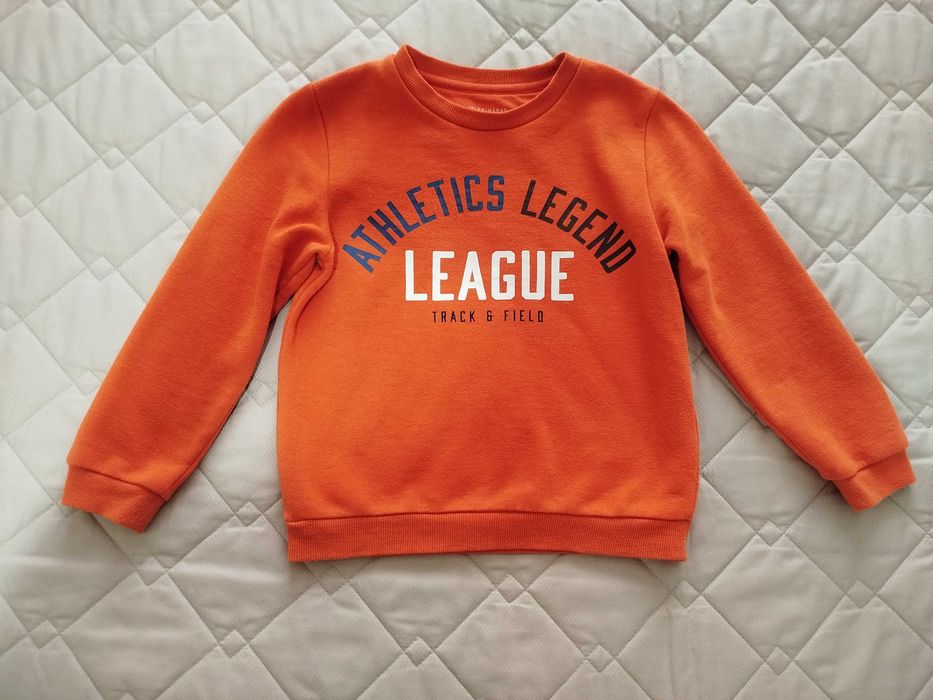 Спортивна кофта. Кофта на замку. Светр. Пакет дитячого одягу.