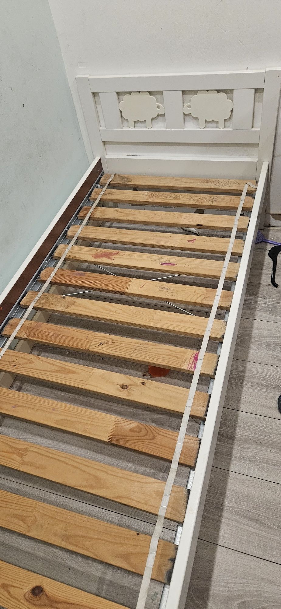 Cama criança com colchão