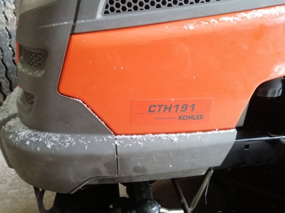 Traktorek kosiarka z koszem husqvarna  Cth 191