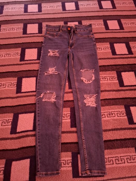 Продам джинси 38 розмір