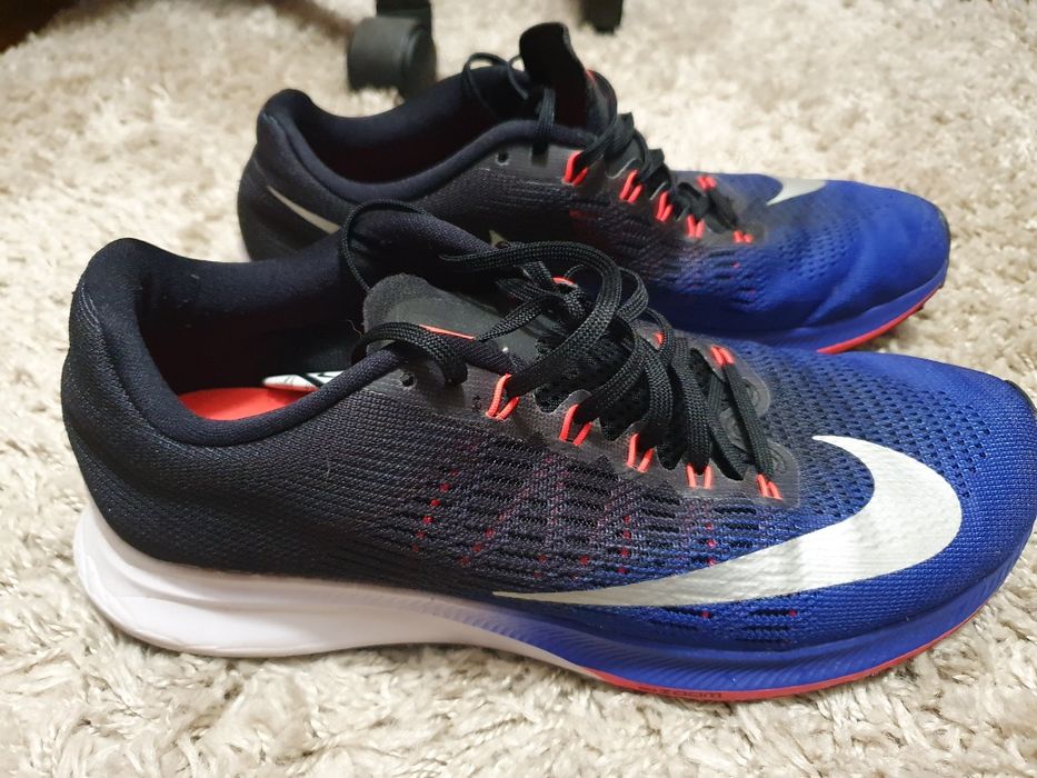 Nike zoom elite 9