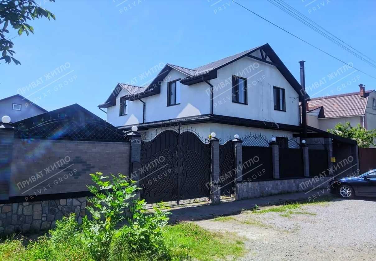 Пропонуємо до купівлі чудовий будинок на Подолі